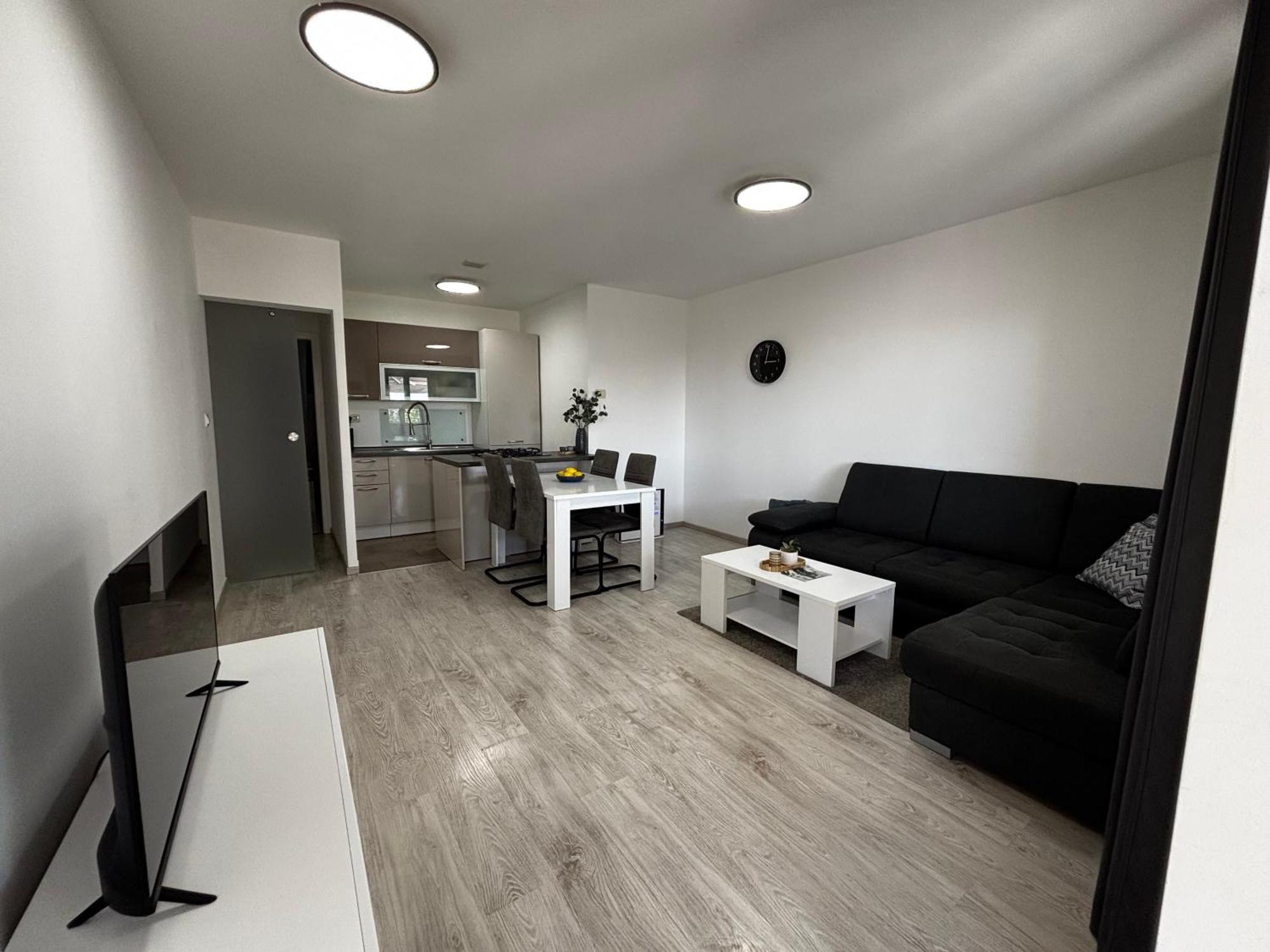 Mb Apartment *